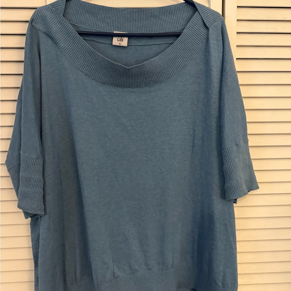 Cabi XL Women's short sleeve light  sweater